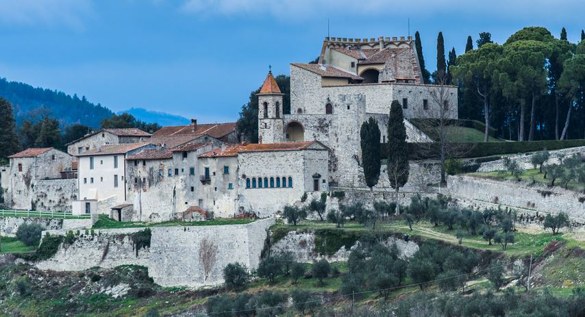 Dal Bel Panorama al Casentino - Castello di Nipozzano